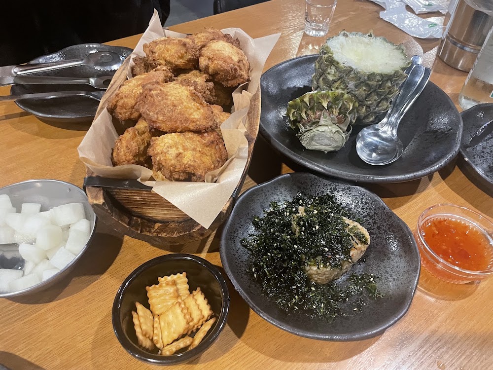 오븐에빠진닭 서울대입구점 사진